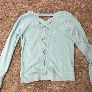Long sleeve cut out back